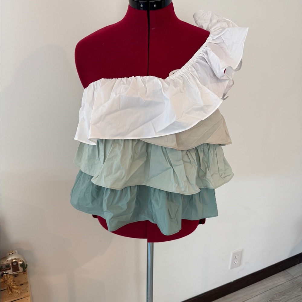 Elegant Off-Shoulder Ruffle Top - White and Green